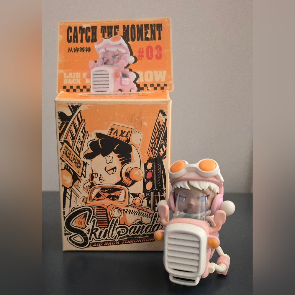 Skullpanda Laid Back Tomorrow Pink and White Action Figure